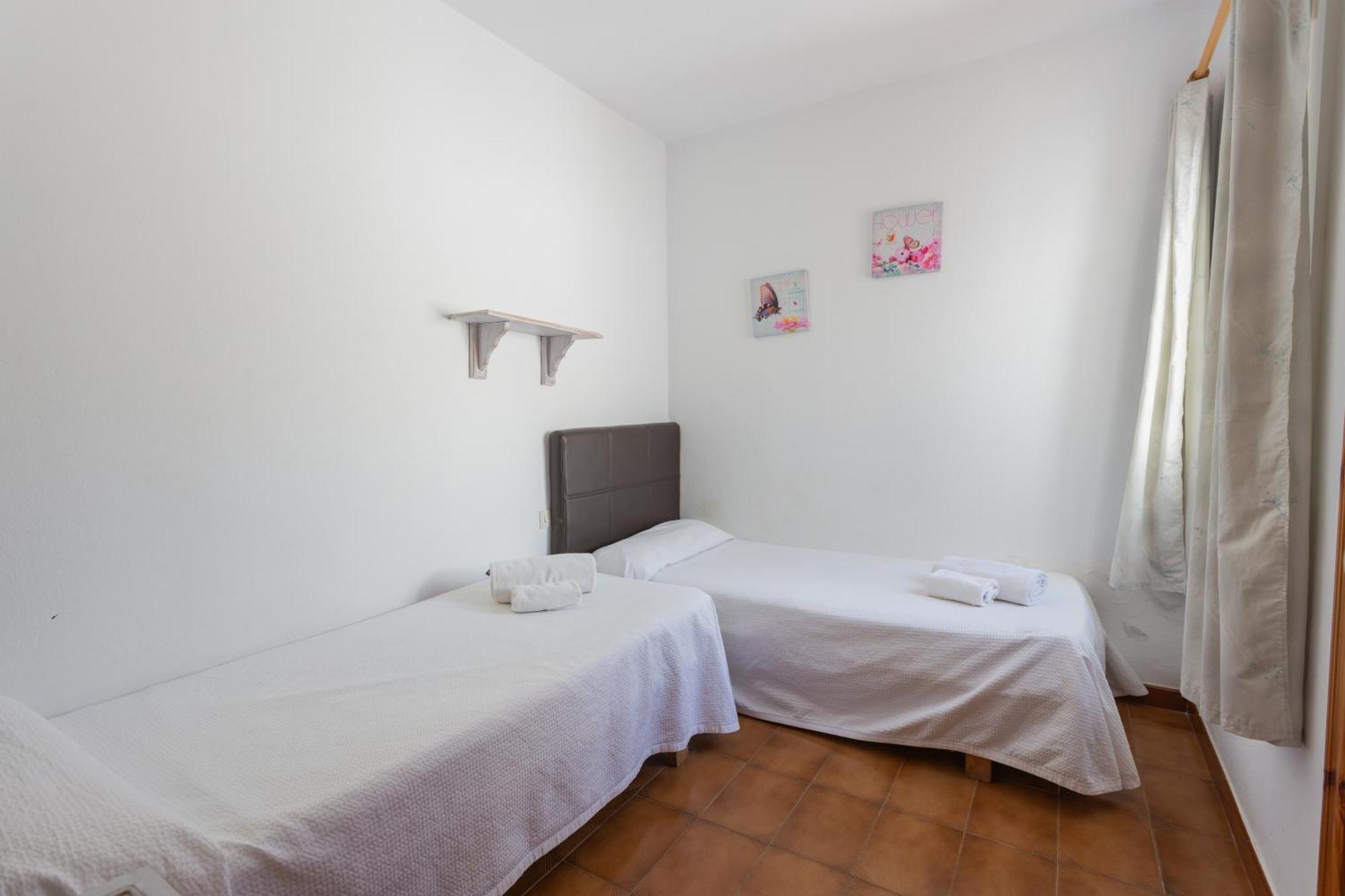 Nord & Sud 83ab, By Menorcarentals Hébergement de vacances *