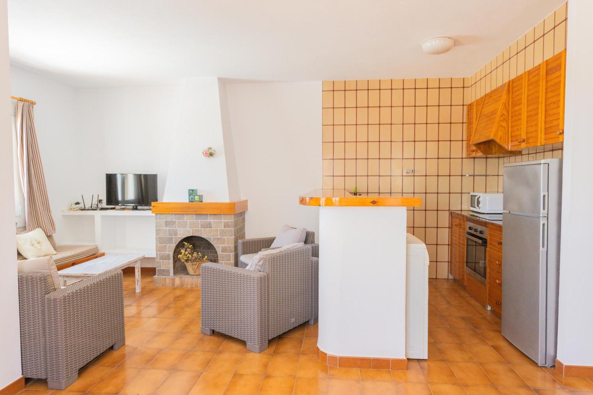 Ferienhaus Nord & Sud 83ab, By Menorcarentals